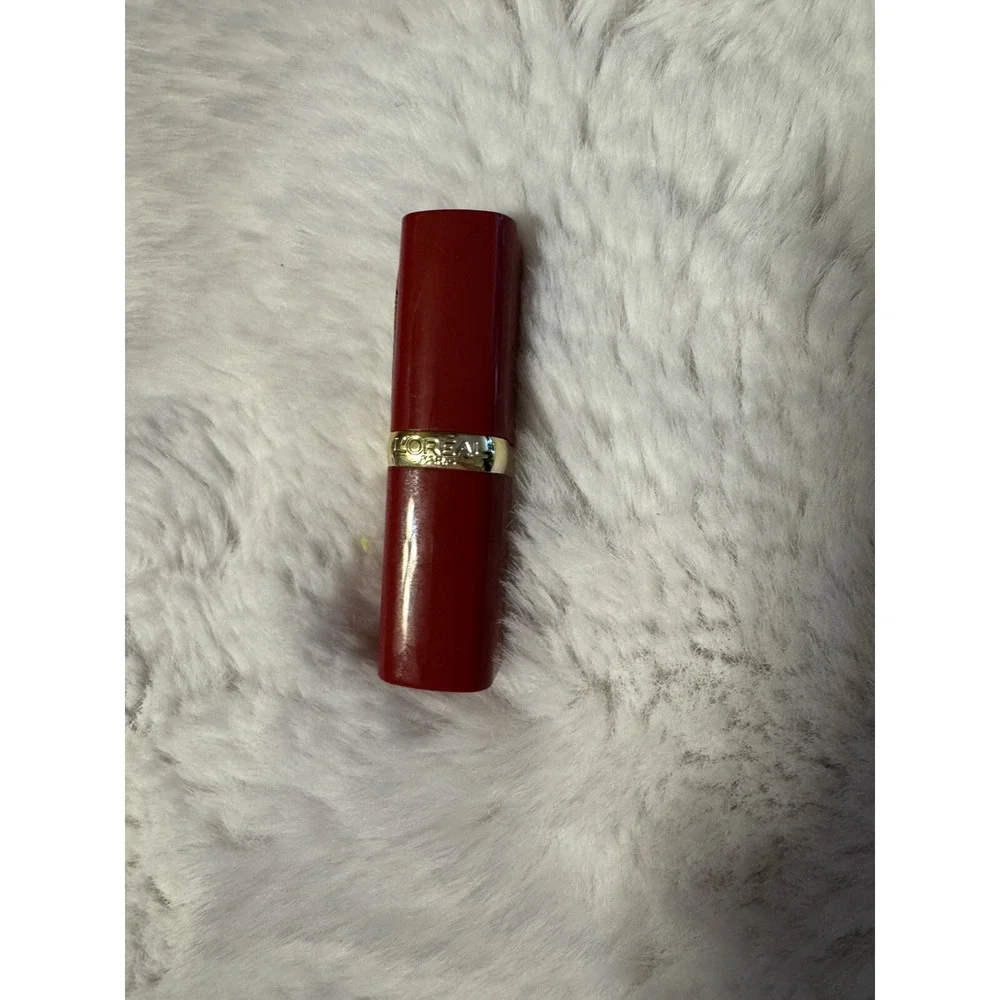 L'Oréal Paris Red‎ Lipstick 300 Vintage New Color Riche Le Rouge Liberte
